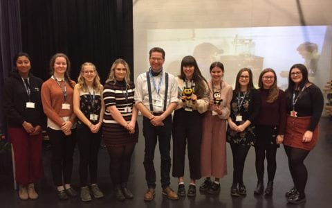 Leading honeybee scientist visits Walton